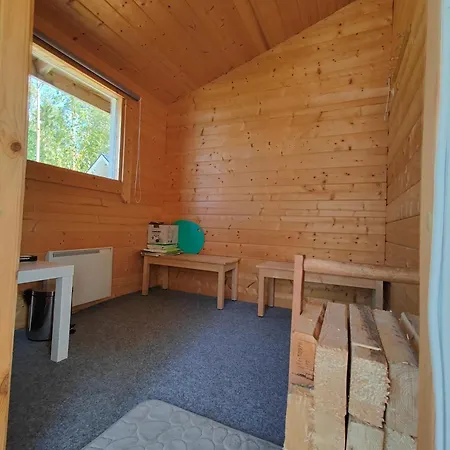 木屋 Lomamoekki Seitsemisen Kansallispuiston Laehellae Parkano