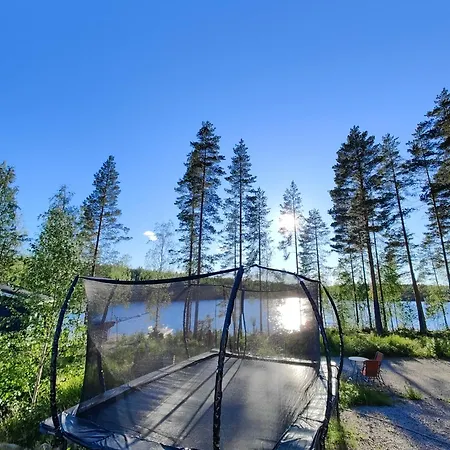 Lomamoekki Seitsemisen Kansallispuiston Laehellae *