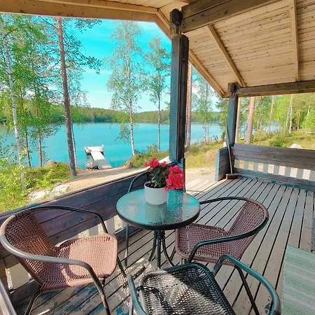 Lomamoekki Seitsemisen Kansallispuiston Laehellae Шале Паркано