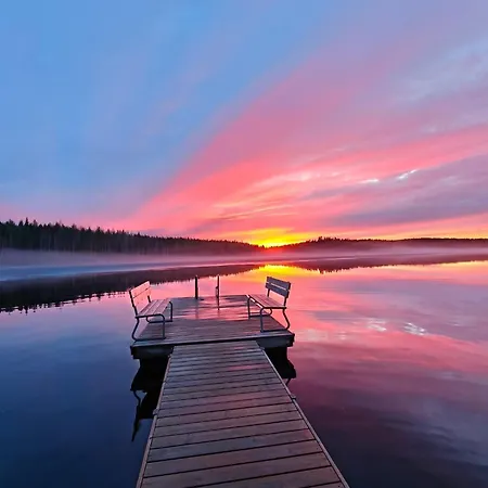 Lomamoekki Seitsemisen Kansallispuiston Laehellae Шале Паркано