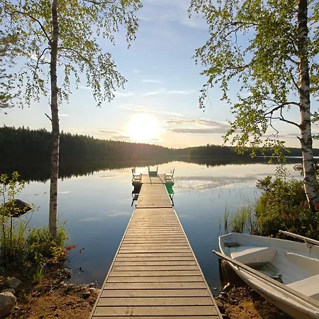 Lomamoekki Seitsemisen Kansallispuiston Laehellae * Parkano