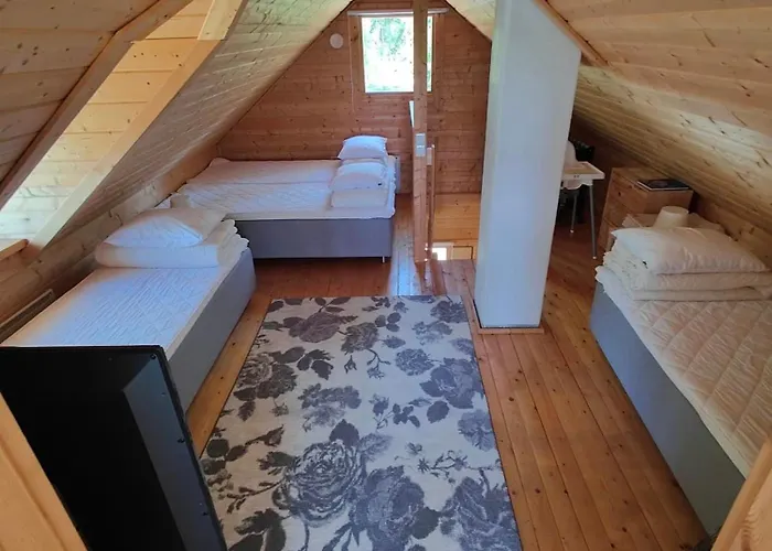 Lomamoekki Seitsemisen Kansallispuiston Laehellae * Parkano