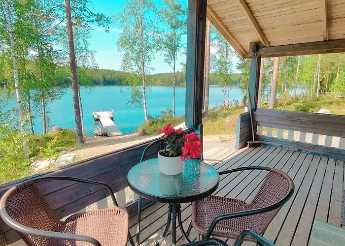 Lomamoekki Seitsemisen Kansallispuiston Laehellae Alpstuga Parkano